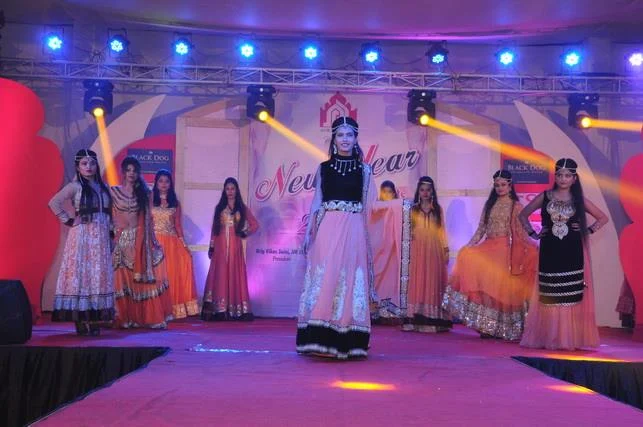 GLAM Professionals Academy Makeup