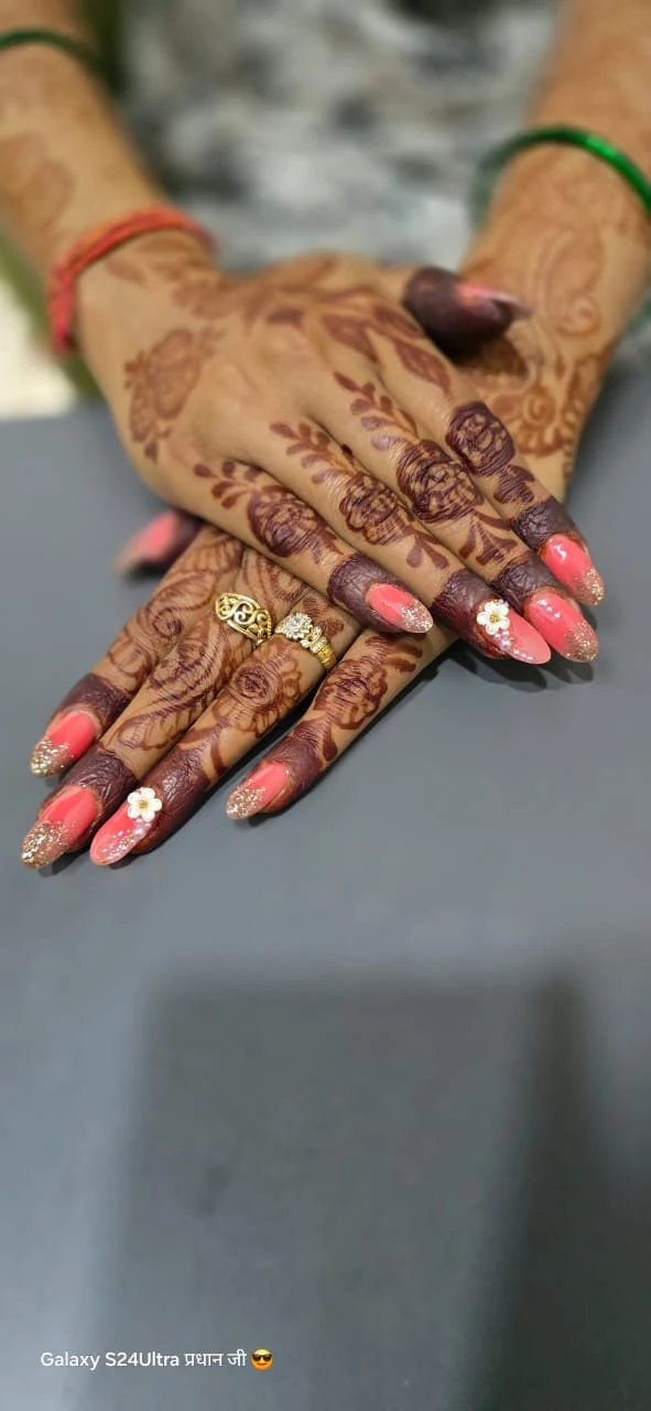 Iconic Beauty Lounge Nail