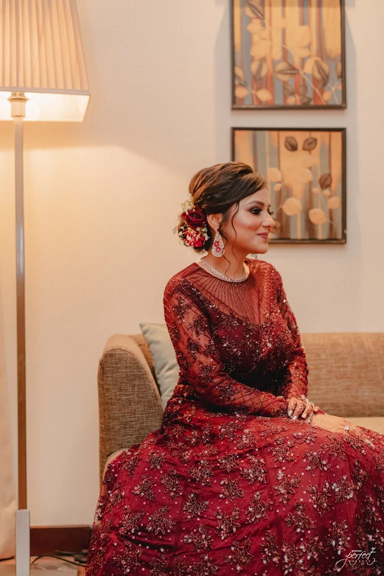 Meenakshi Dutt Makeovers Makeup