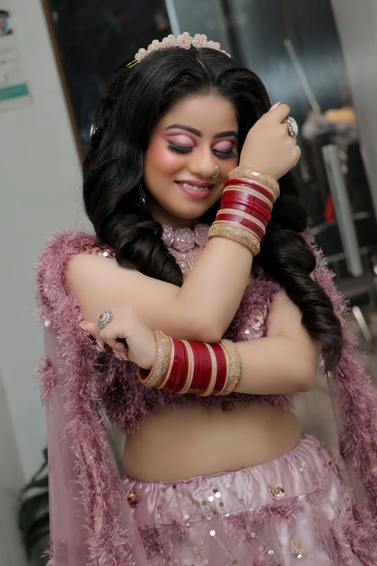 Muskans Planet Makeup Studio Academy Logo