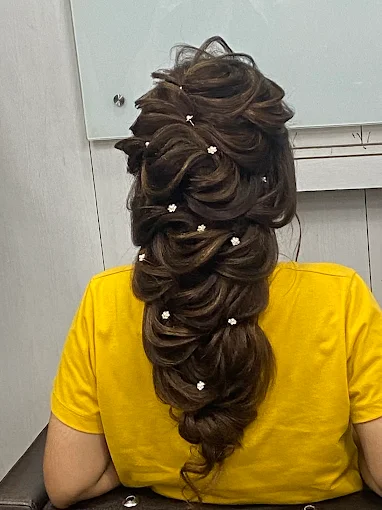 VLCC Hairstyle