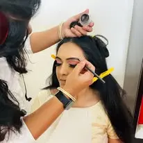 dibyasmakeoverandacademyhaldiamakeupclasses