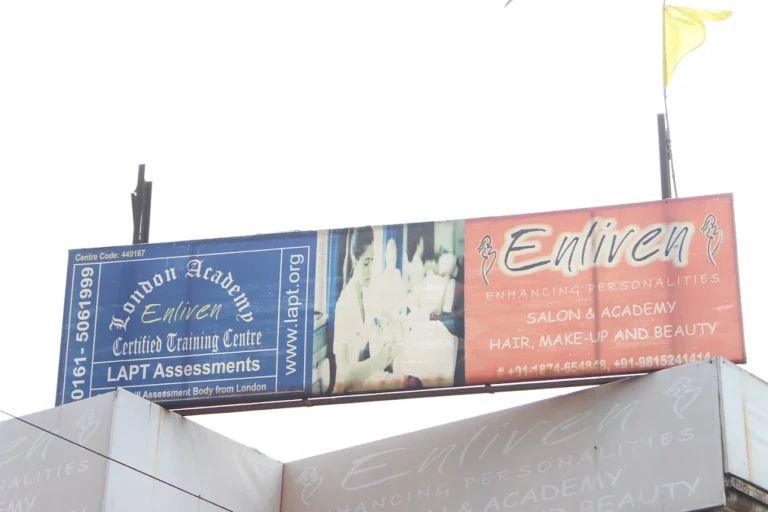 enlivensalonandacademygurdaspurprofileimage 768x512