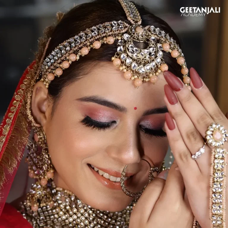 geetanjalimakeupcourse 768x768