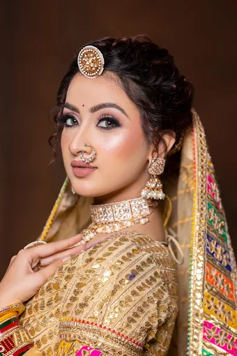 jeevanmakeupstudiogwaliormakeup