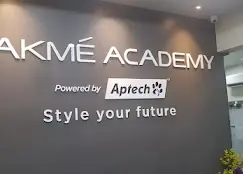 lakmeacademybandrawestlogo