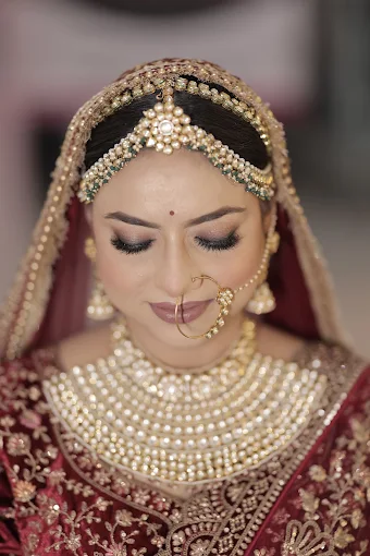 lakmeacademyindorebhawarkuahdbridalmakeuplook