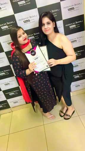 lakmeacademyjanakpuripoweredbyaptechprofileimage