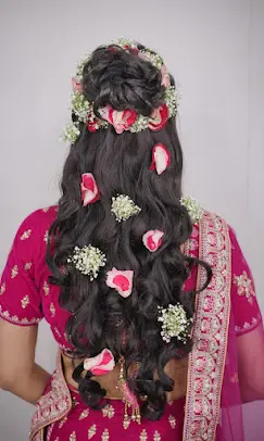 lakmeacademypoweredbyaptechmulundwesthairclass