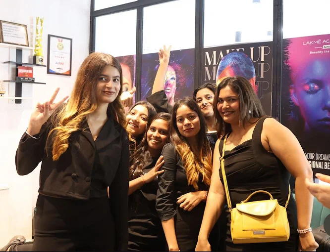 lakmeacademysouthcampusprofileimage