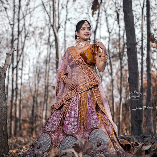 lotusmakeuphairacademynagpurmakeupclass