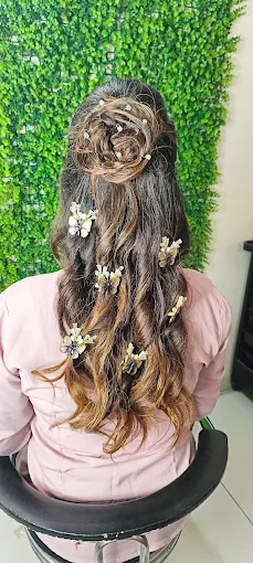 mordenmakeuphairstyle