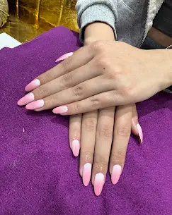 nailkraftnailandhairacademymumbainailclass