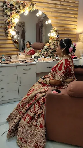 nancymadaanmakeupstudioacademyimage2