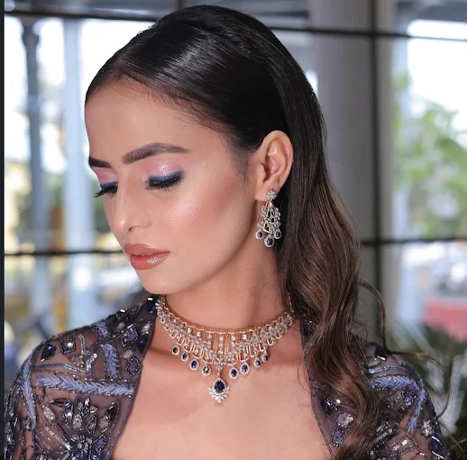 oraneinternationalschoolofbeautywellnessujjainmakeup