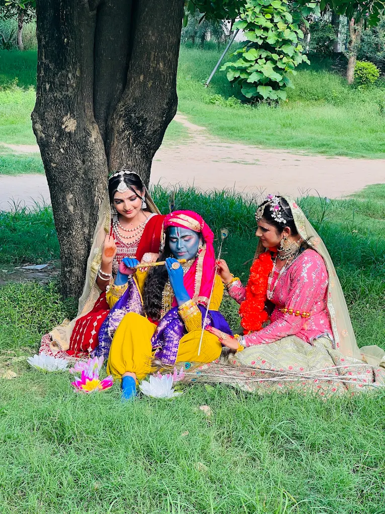 vlccschoolofbeautygurdaspurimages