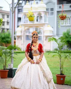 vlccschoolofbeautyinstitutesiligurimakeupcourse